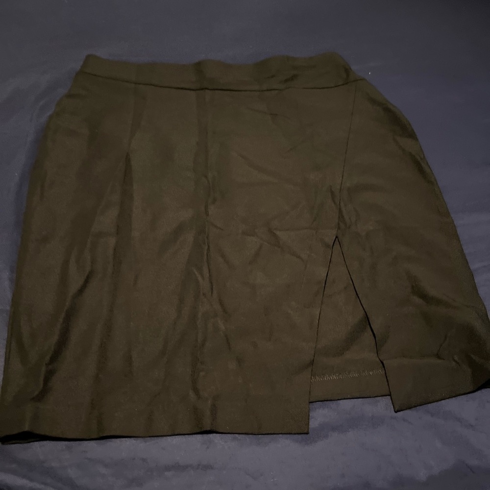 Bar III. SIZE 2X pencil skirt. Black